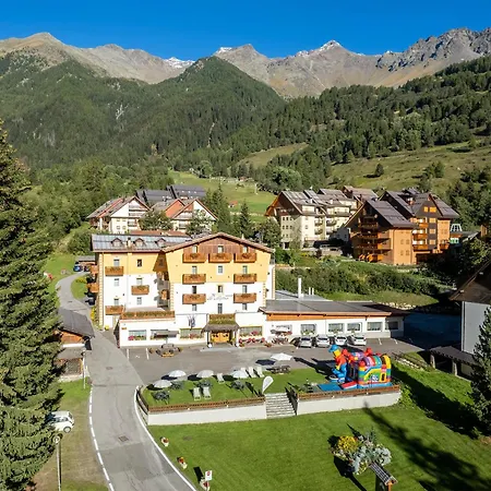 Hotel Alpino Wellness&Spa-3